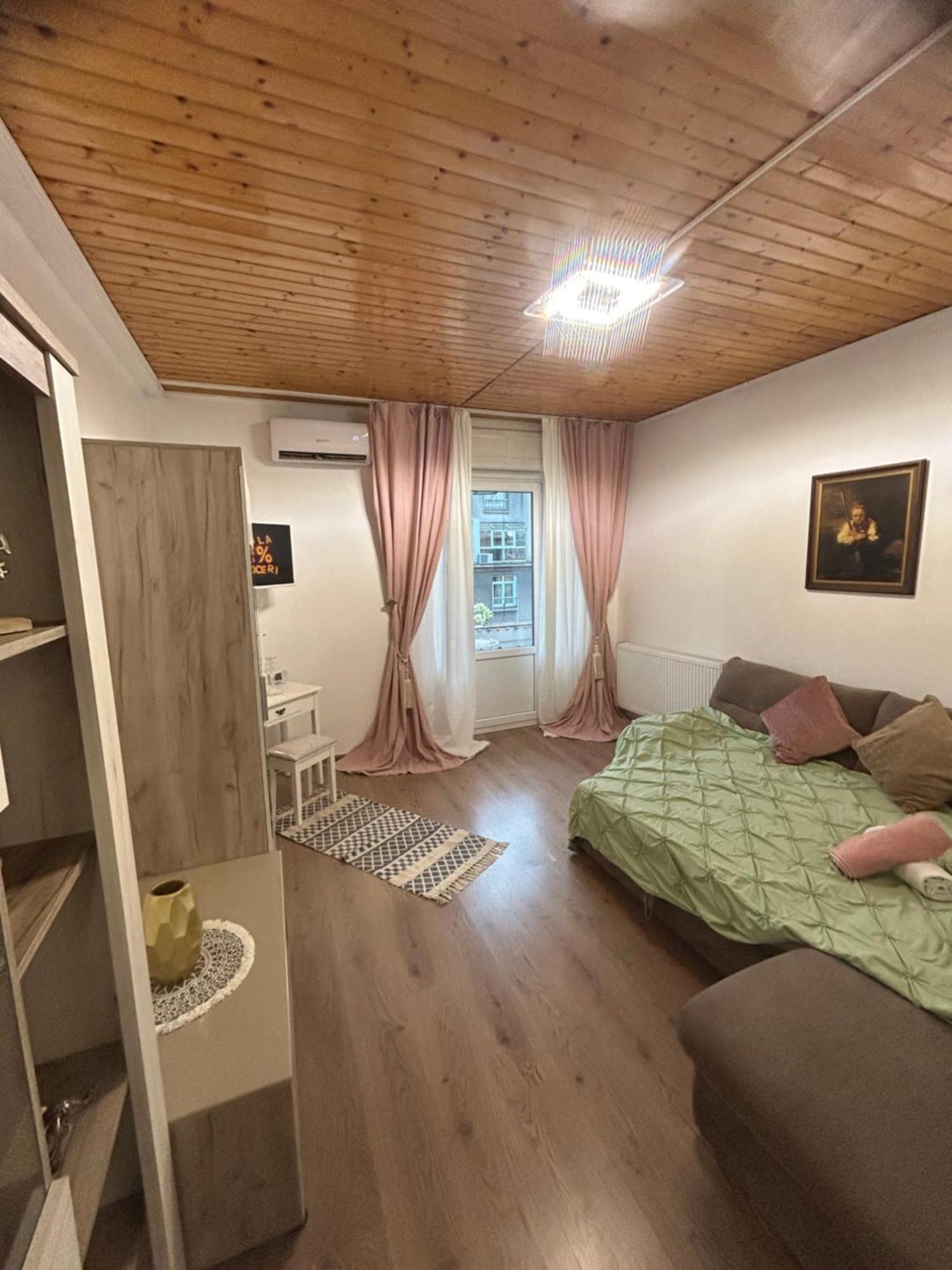 Panoramic Terace Victory Boutique Apartment Bucharest Exterior photo