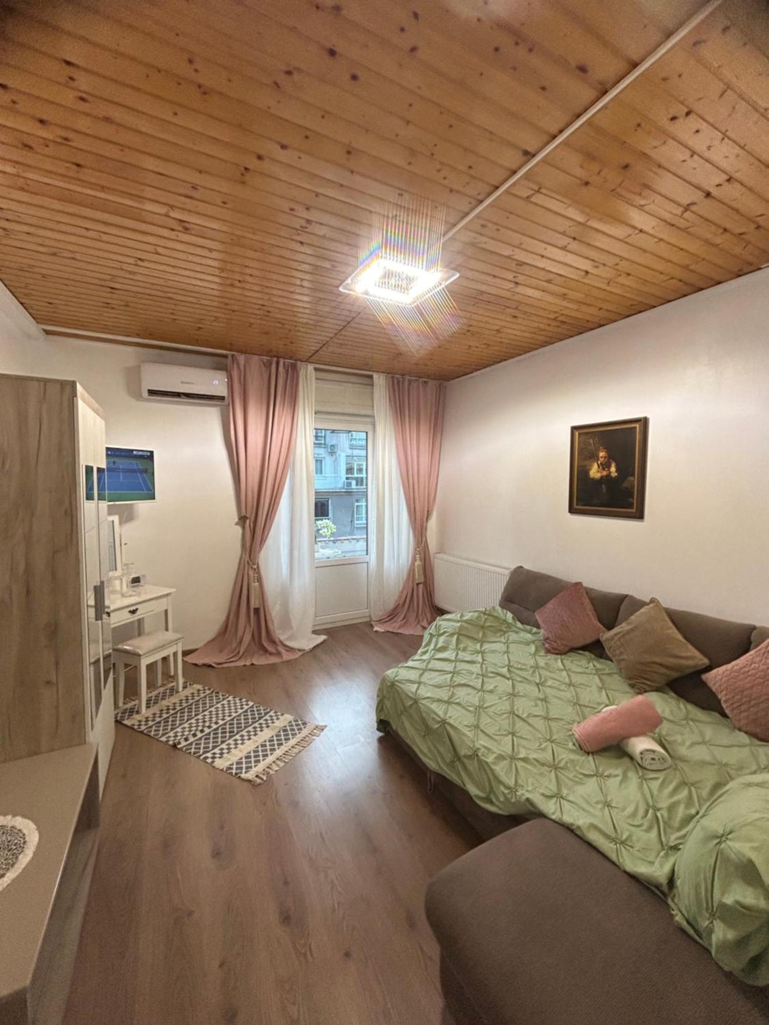 Panoramic Terace Victory Boutique Apartment Bucharest Exterior photo